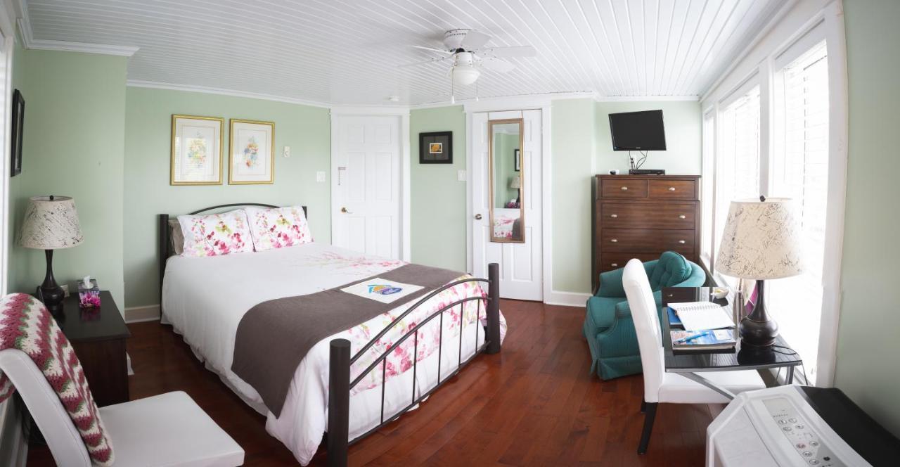Abbie'S Garden Bed & Breakfast Grand Bank Екстер'єр фото
